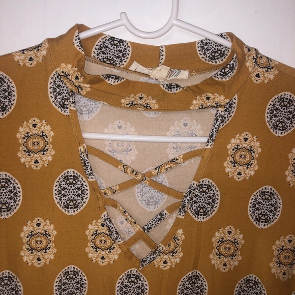 Patterned Dress - Picture 3 of 4